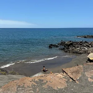 https://villa-carmen-abades-tenerife.tenerifehoteles.net