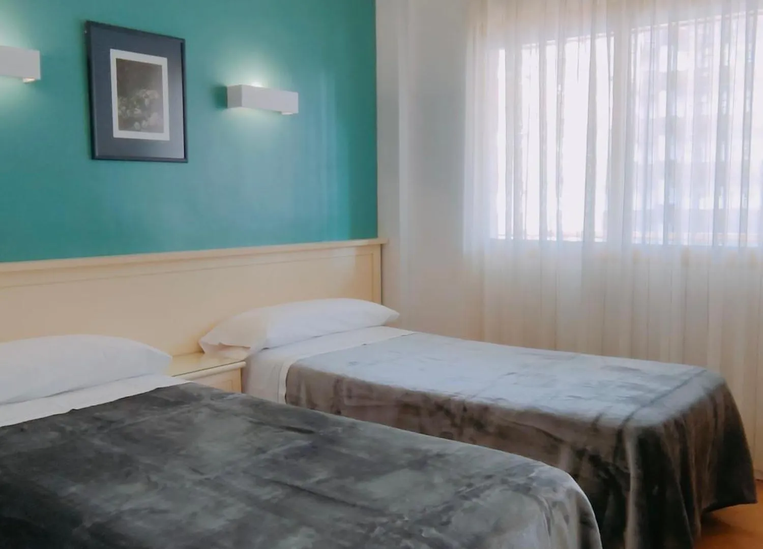 Apartment Apartamentos Eldorado Lloret de Mar Spain