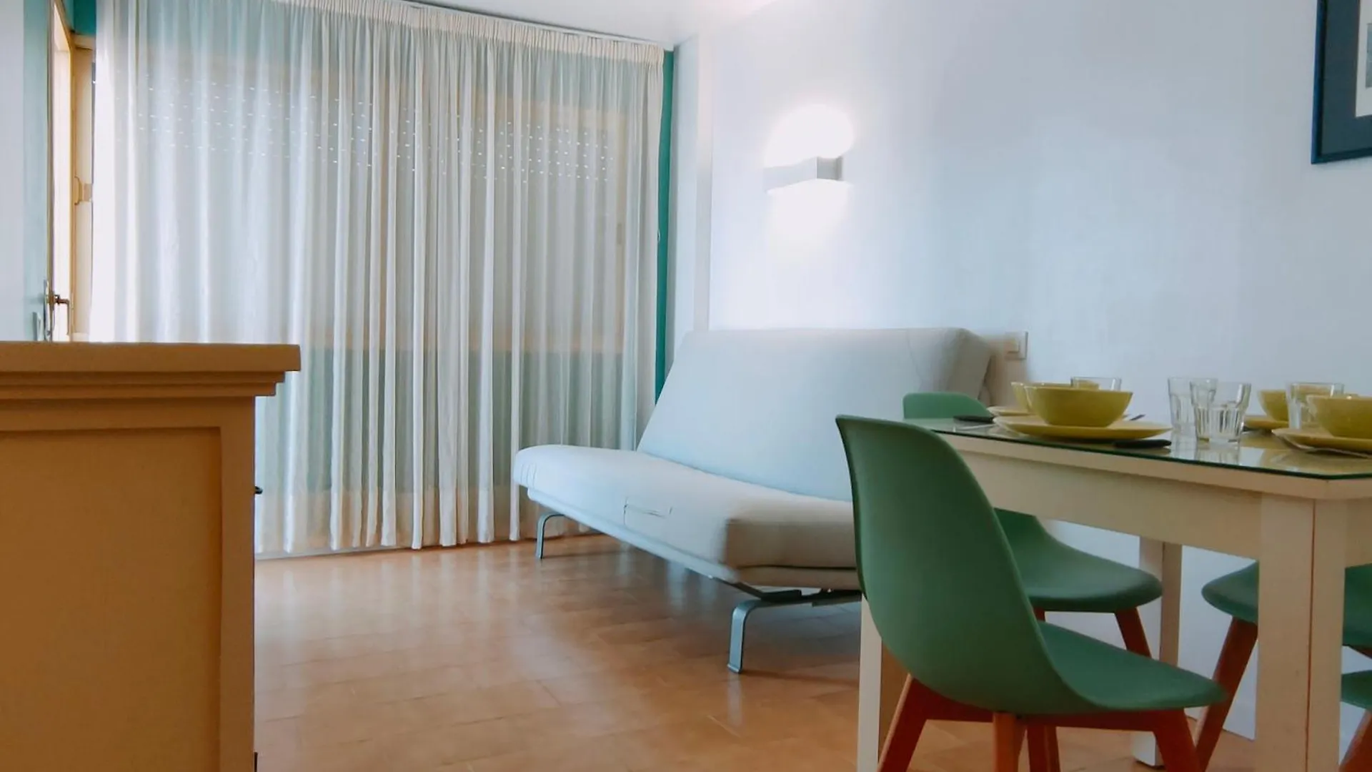 Apartamentos Eldorado Lloret de Mar 0*,  Spain