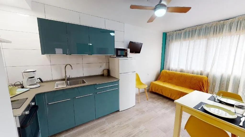Apartment Apartamentos Eldorado Lloret de Mar Spain
